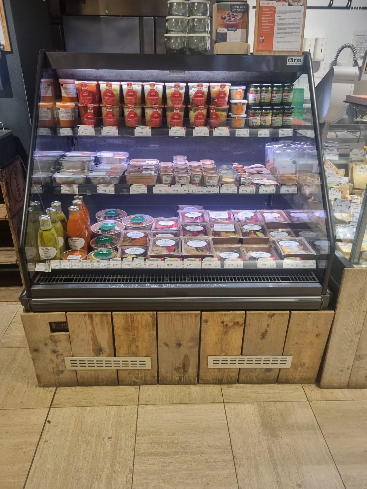 Dépannage vitrine réfrigérée restaurant Bruxelles — Refresh Group certifié F-Gas