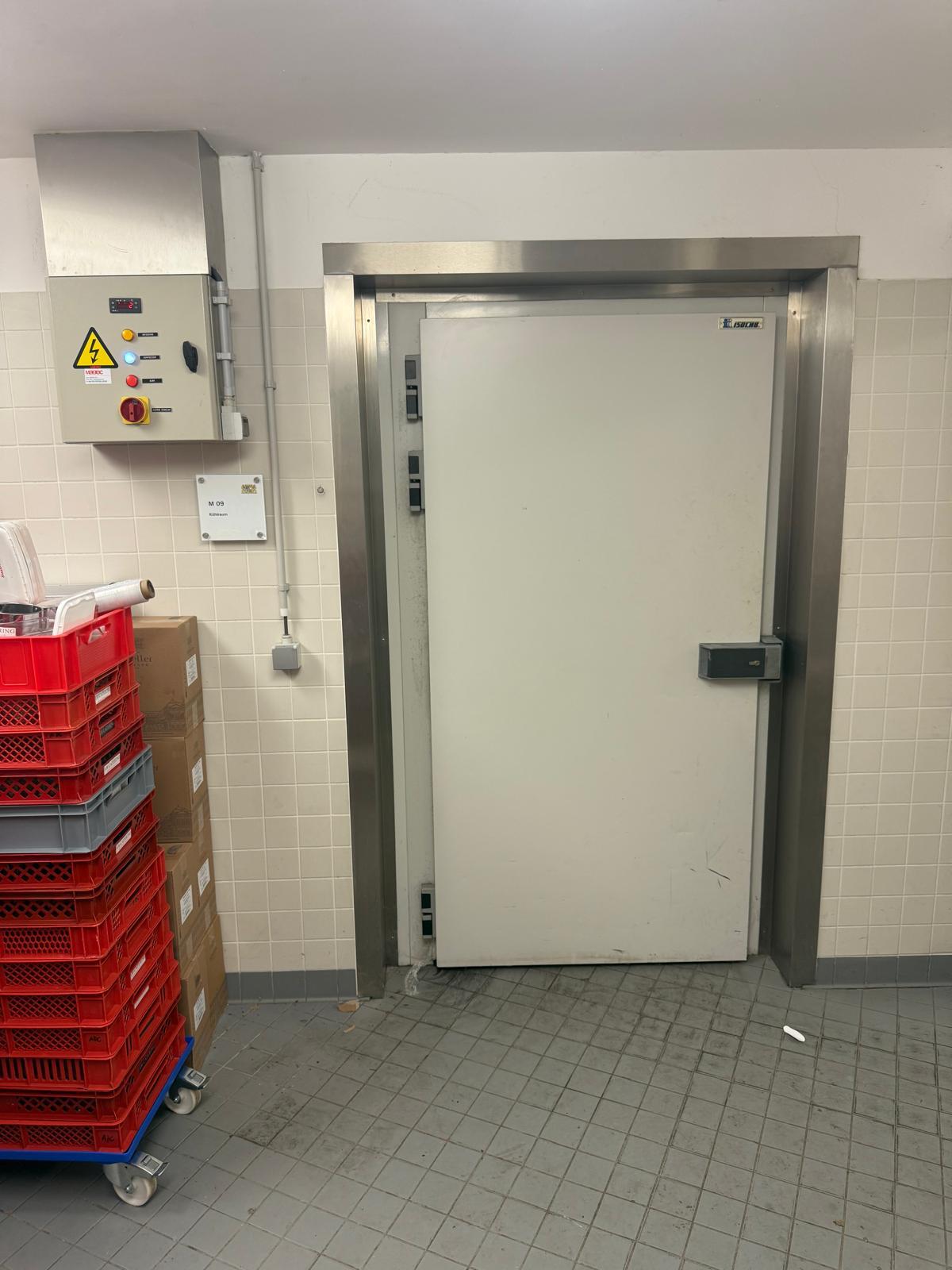 Vitrine réfrigérée restaurant Bruxelles — réparation par Refresh Group frigoriste Horeca certifié